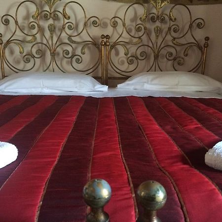 La Piazzetta Toscana B&B Campiglia Marittima Rom bilde
